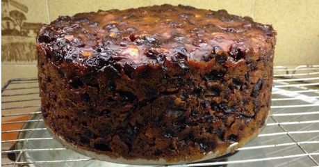 Budgeting, stockpiling, savings in Australian stores : Three ingredient