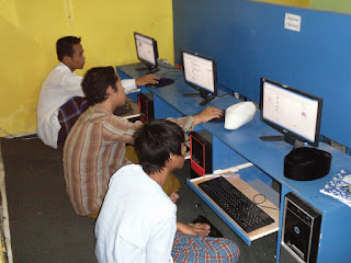 PAGUNEMAN "DINA INTERNET" 2 ORANG