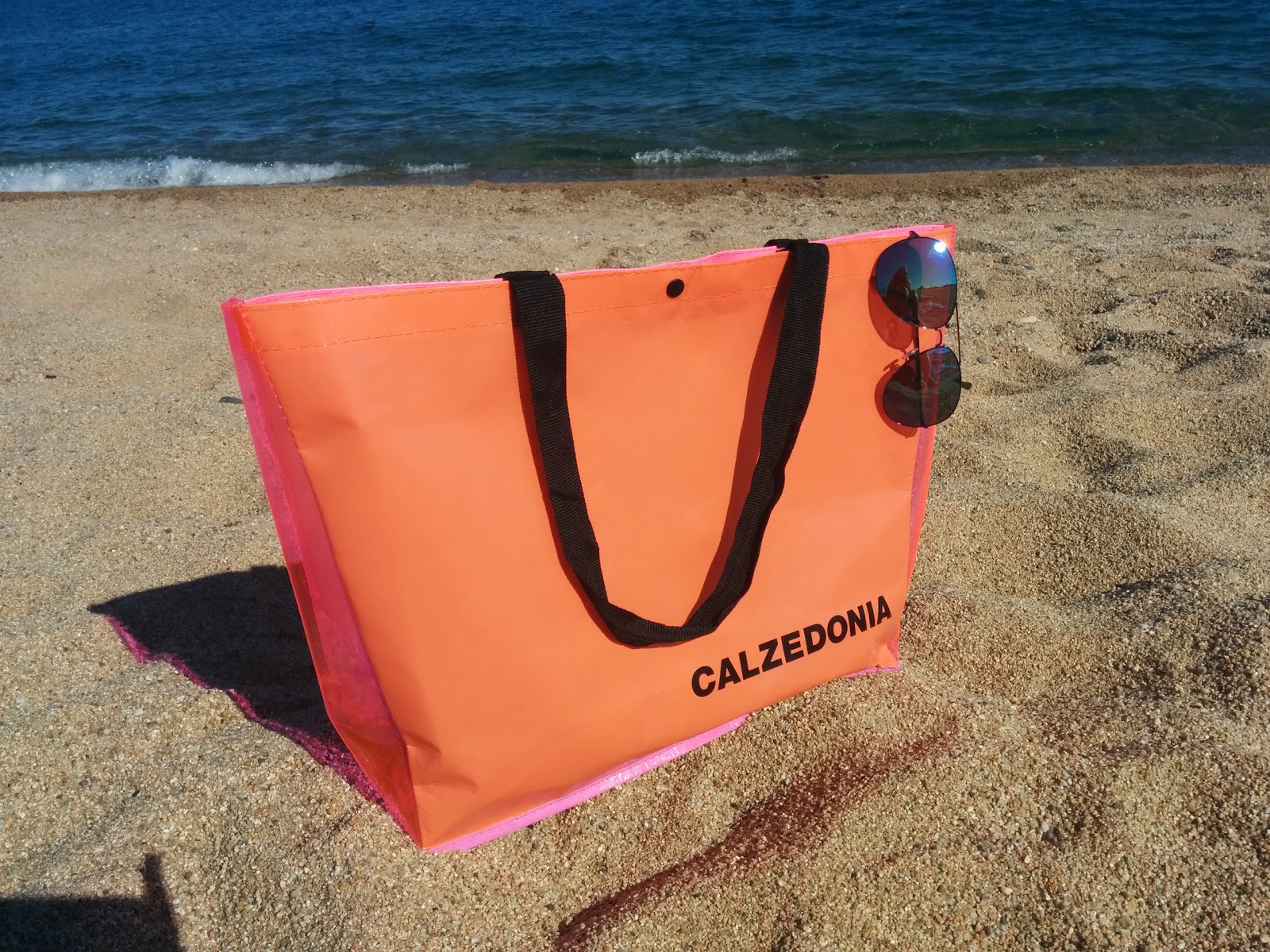 calzedonia beach bag