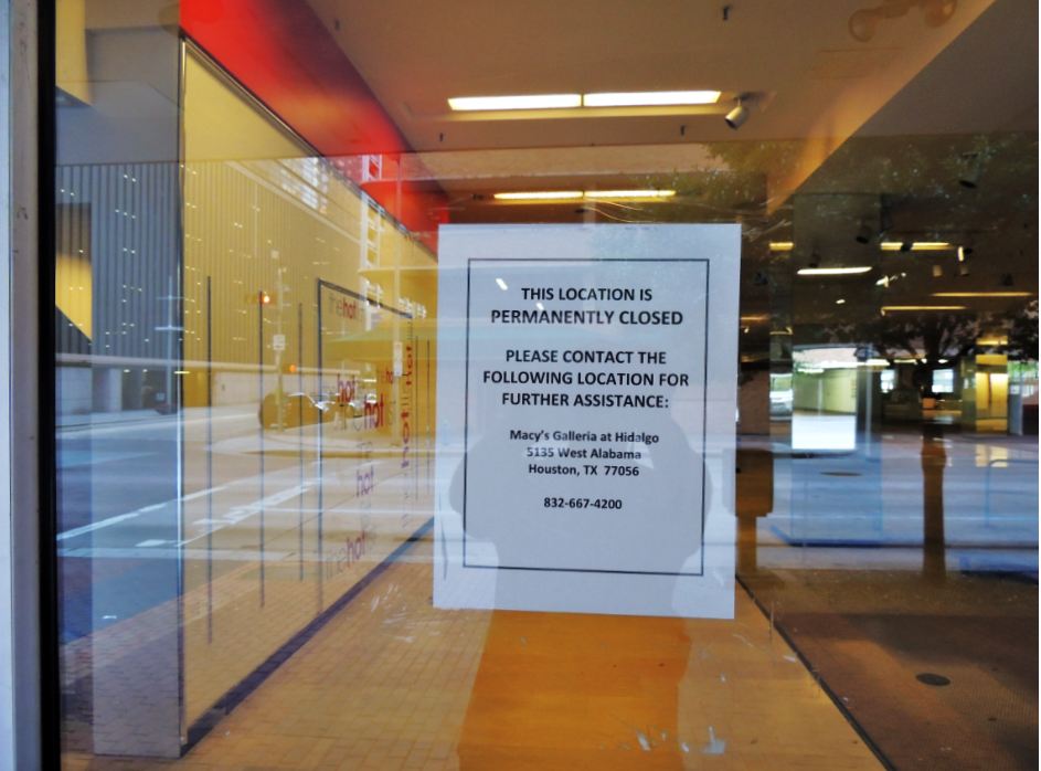 Store Closed sign at Macy's Downtown Building (April 20, 2013 photo)