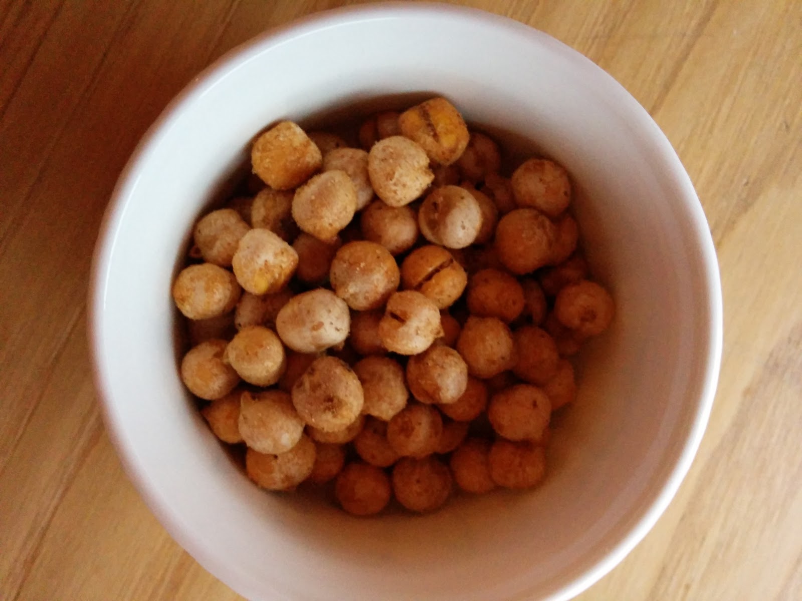 The Excited Eater Garbanzo Tomato Garlic and Herb Low Calorie Snack Review