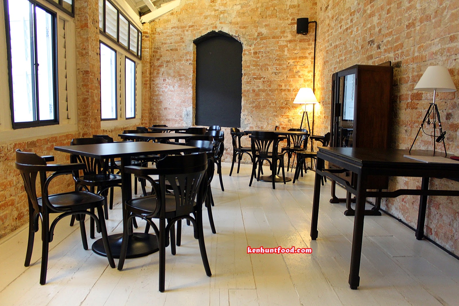 KEN HUNTS FOOD Wines Leith Street, Penang.