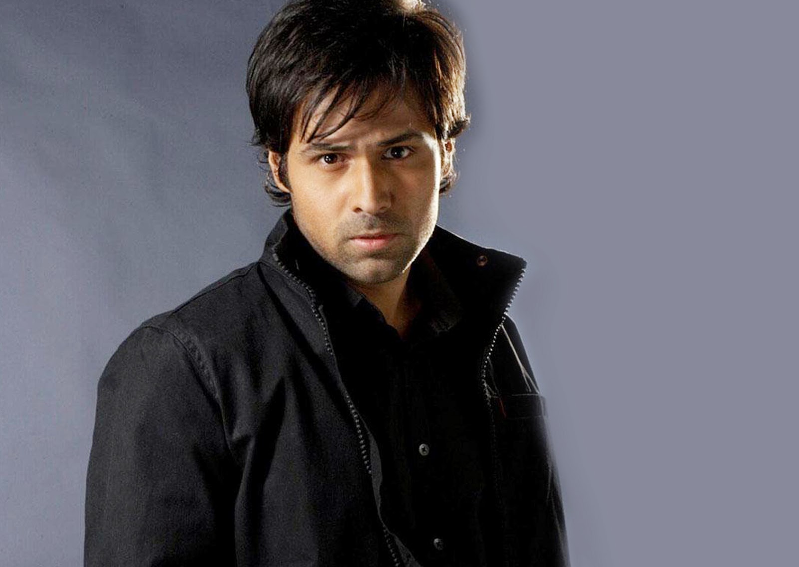 Where Is Emran Hashmi From? : Emraan Hashmi Net Worth – MYKLNN