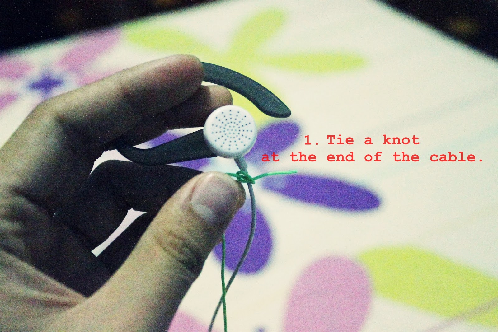DIY Earphones Cable Deco (How to keep your cables untangled)
