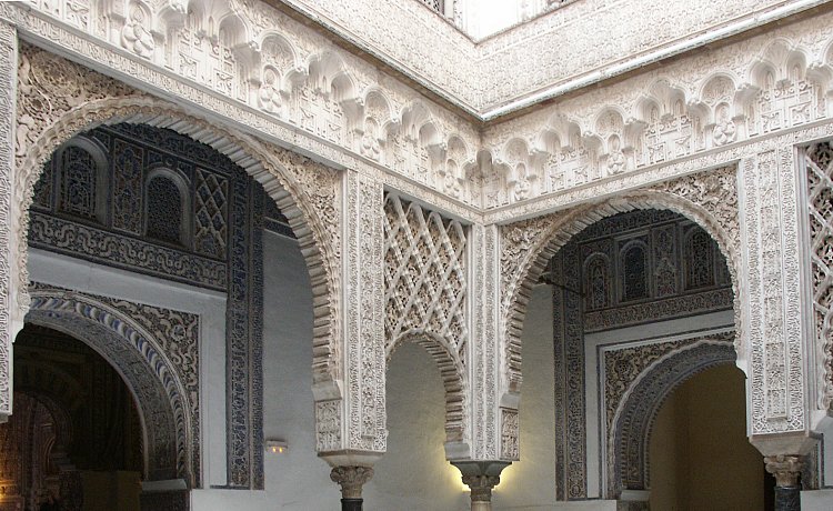 معلومات أسس المعمار الإسلامي ومميزاته