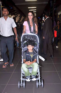 Hrithik & Suzanne snapped at the airport pics