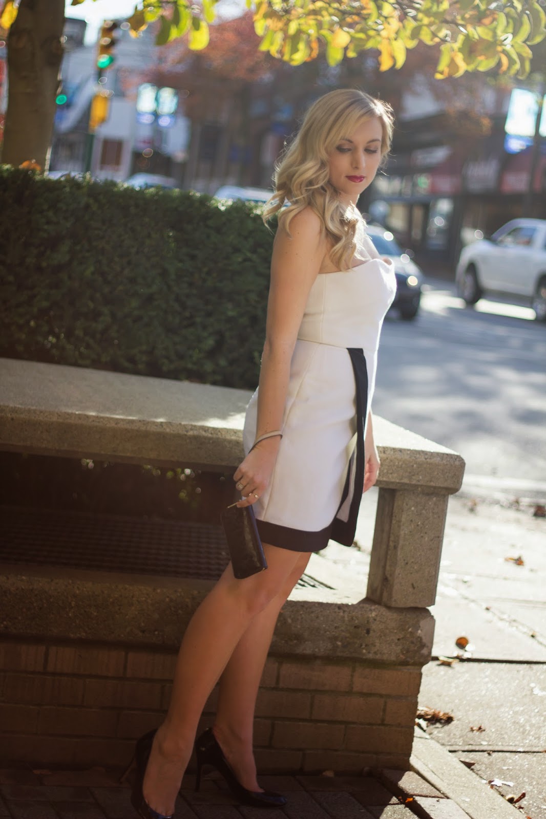 sachin and babi light blue dress Black Shoes Are the Chicest Pairing for Your White Dresses This Summer