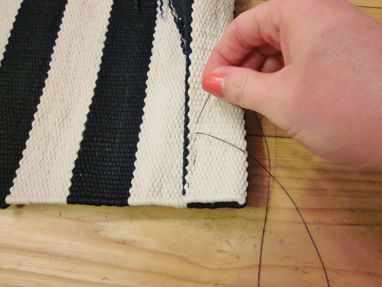 BonnieProjects How to Shorten a FlatWeave Rug {Easy Tutorial}