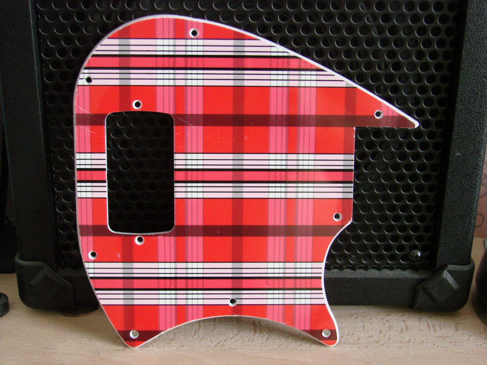 gUitarREN new pedal board and stuff