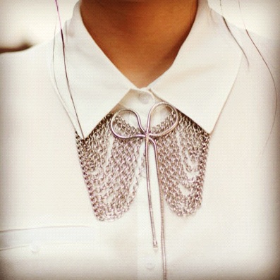 Betty's Purchases: Silver Ribbon Collar Necklace