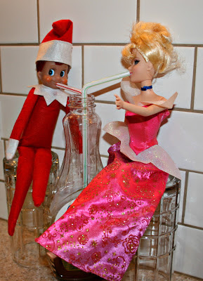 elf+and+barbie