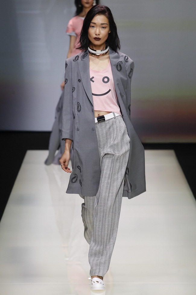 Emporio Armani 2016 SS, Look 1 2016 SS Emporio Armani Smiley Face Cotton Shirt