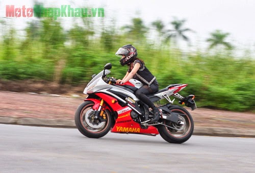 Chi tiết xe moto Yamaha YZF-R6 - MOTO NHẬP KHẨU