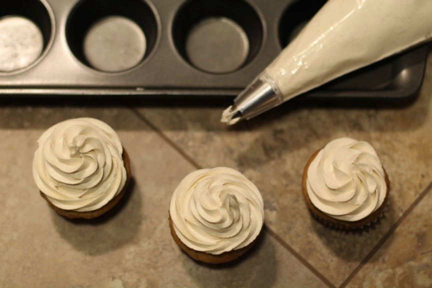always remain awesome banana cupcakes with honey cinnamon frosting