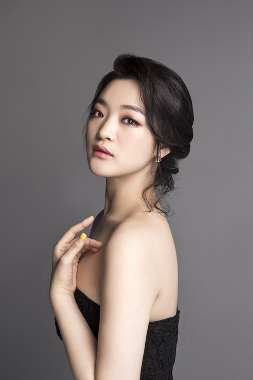 K-pop actor actress: LEE YE EUN