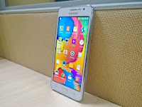 Ponsel Selfie Samsung Galaxy Grand Prime Seharga 3 Jutaan