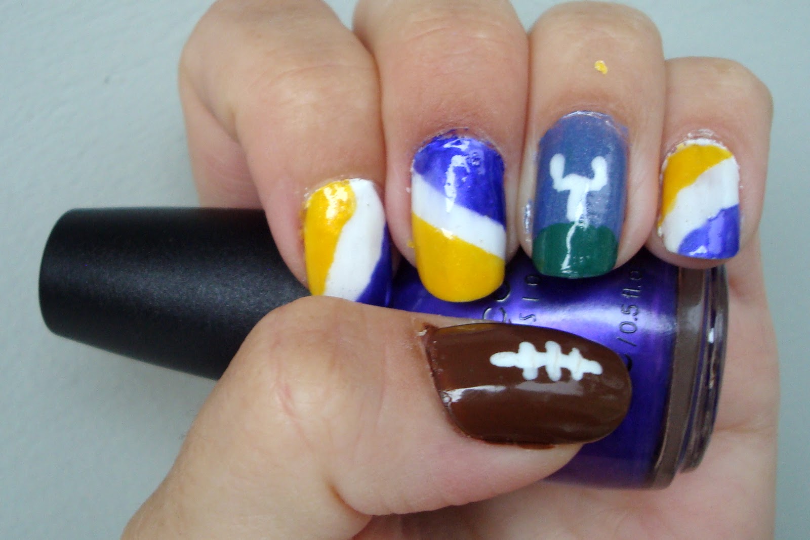 I Know Other Stuff Minnesota Vikings Nails