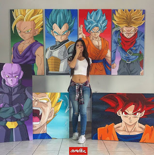 Una joven artista pinta cuadros de Dragon Ball increíbles