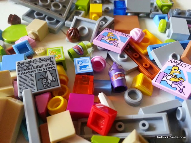Simpson's LEGO Kwik E Mart  printed bricks squishee cups 71016