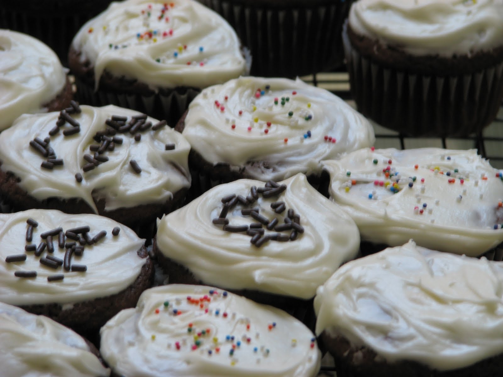 TheFultonGirls Lindt Truffle Chocolate Cupcakes