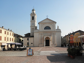 Piazza Matteotti and the church of Santa Maria Nascente