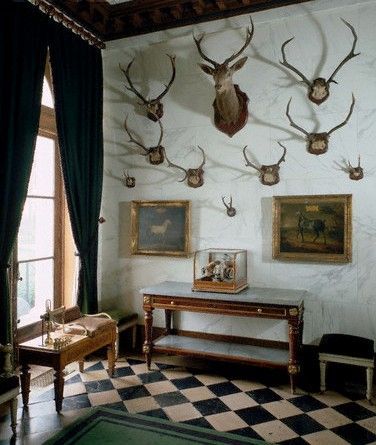 Eye For Design Decorating With Deer Mounts For A French Chateau Look