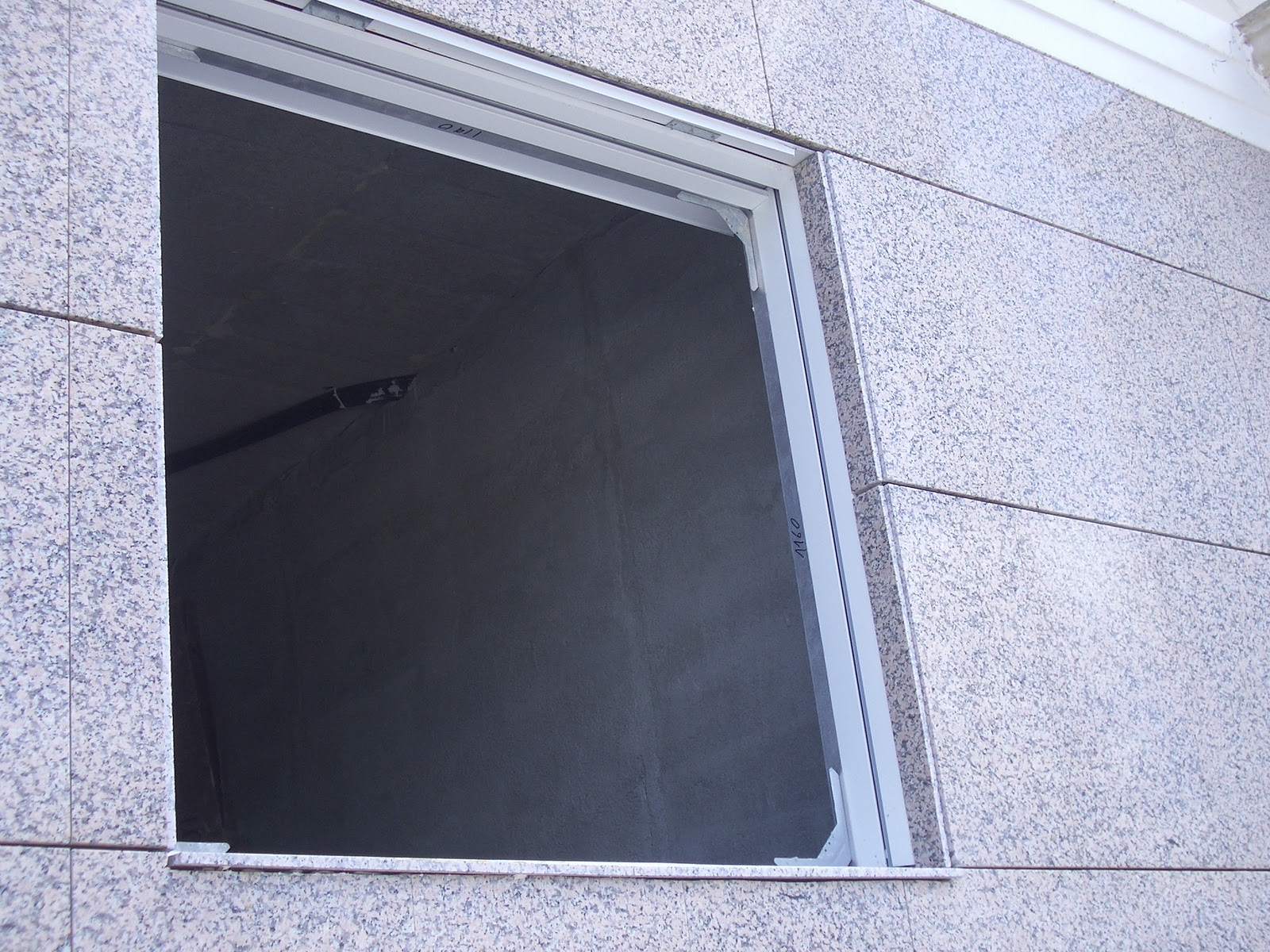 REHABILITACIONES DE FACHADAS Y CUBIERTAS: enero 2012