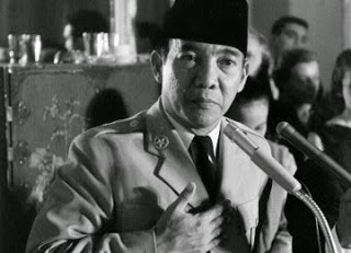 Profil/ Biografi Dr. Ir. H. Soekarno (Presiden RI Ke 1)
