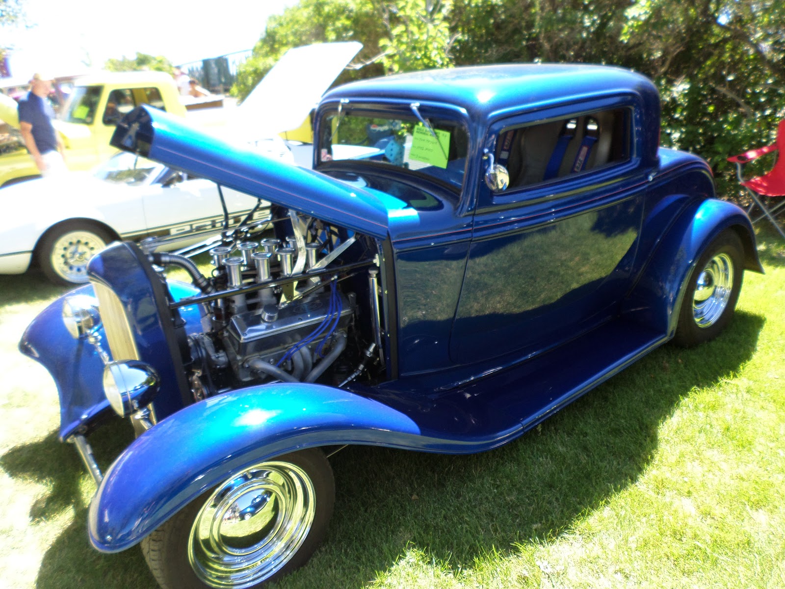 Reel Rods Inc. SHOP UPDATE Whitehall car show photos
