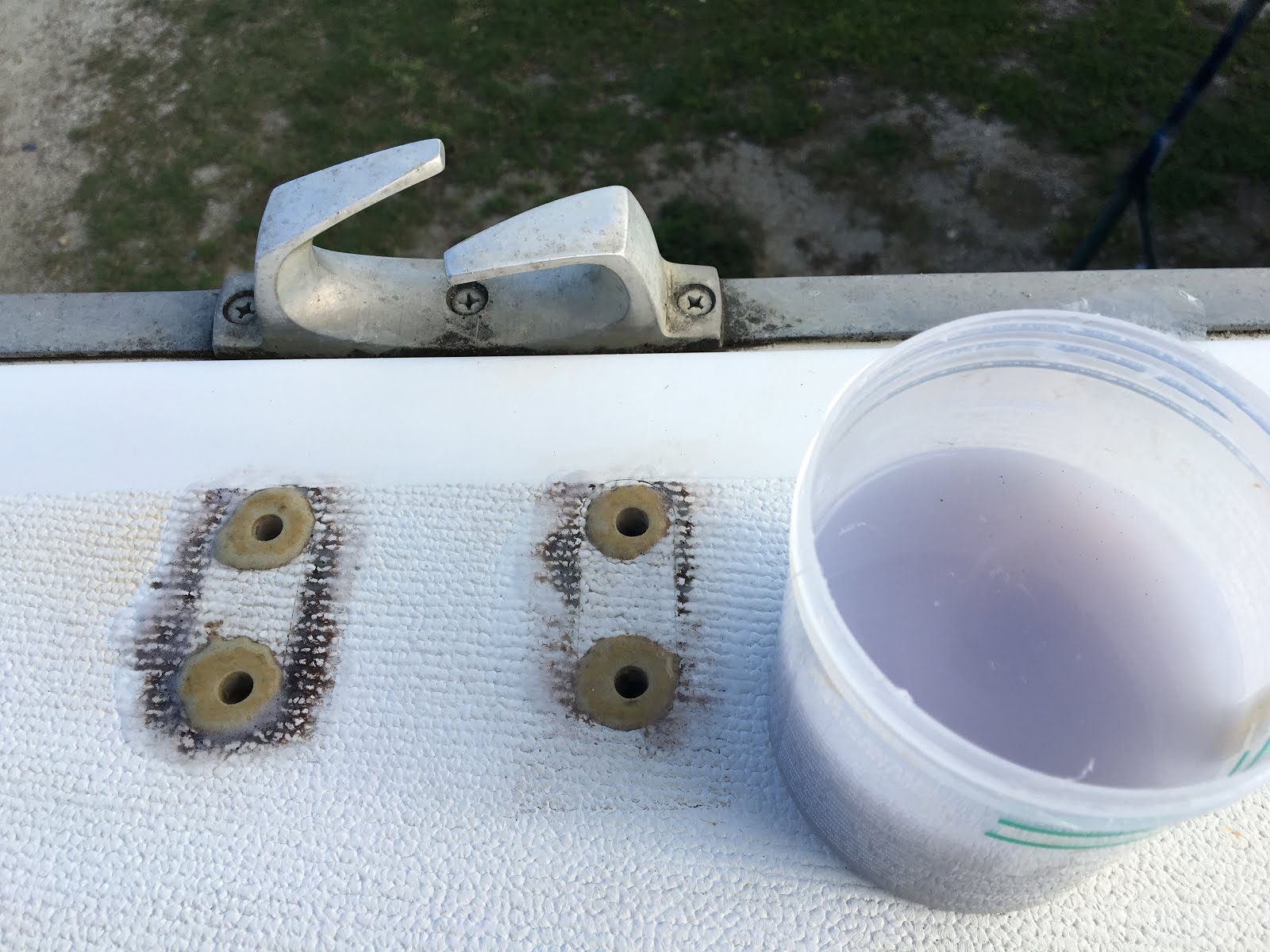 S/Y RAPTOR How To Remove Rust Stains From Fiberglass FSR Review