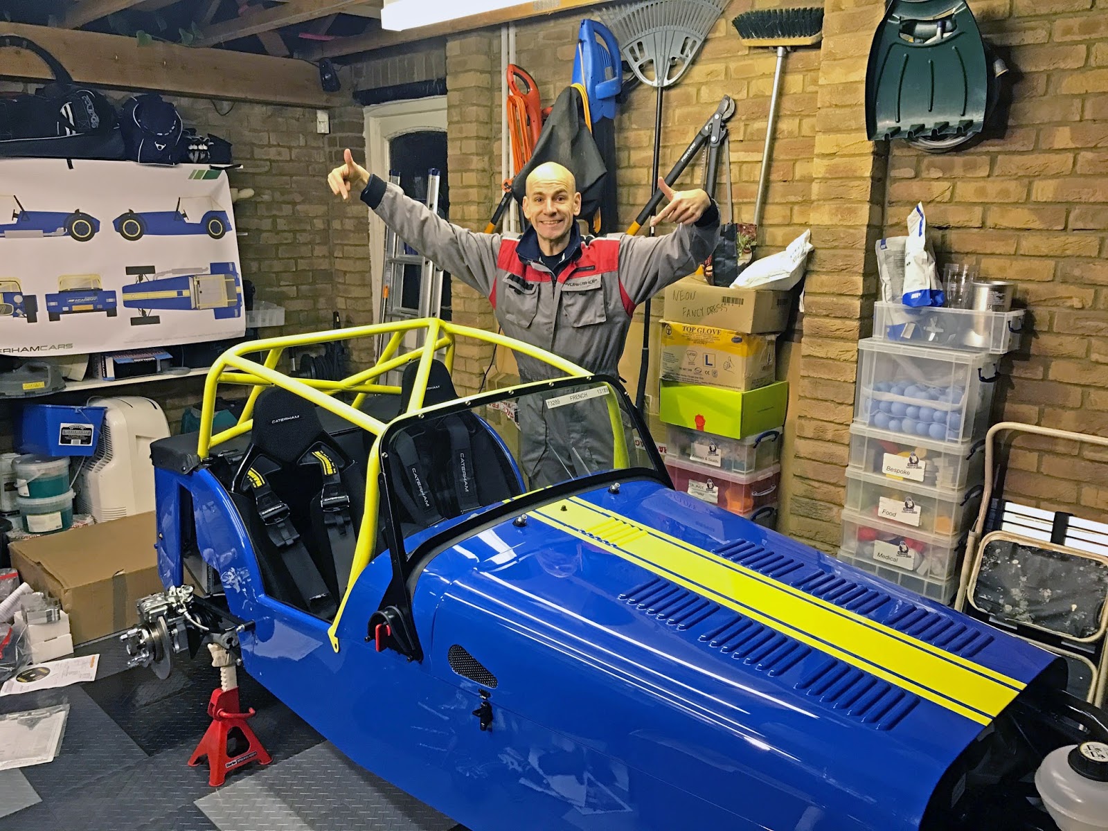 2019 Caterham 270R Racing Blog Academy Car Build Day Fifteen Seats