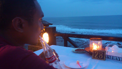 Dinner di Tanah Lot