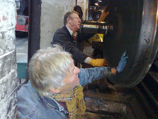 Lifting the axle into the ex Consett ironworks wheel lathe