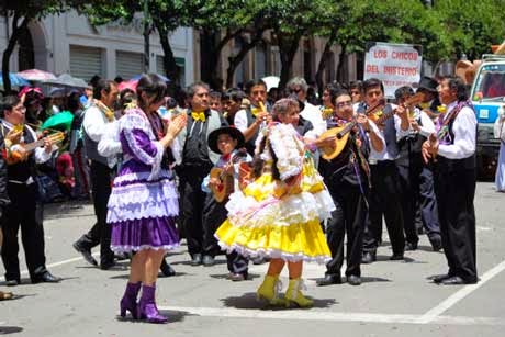 Mascarada en Sucre abre Carnaval el 1 de febrero