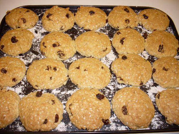 Frugal Blog: Spiced Sesame Seed and Sultana Cookies