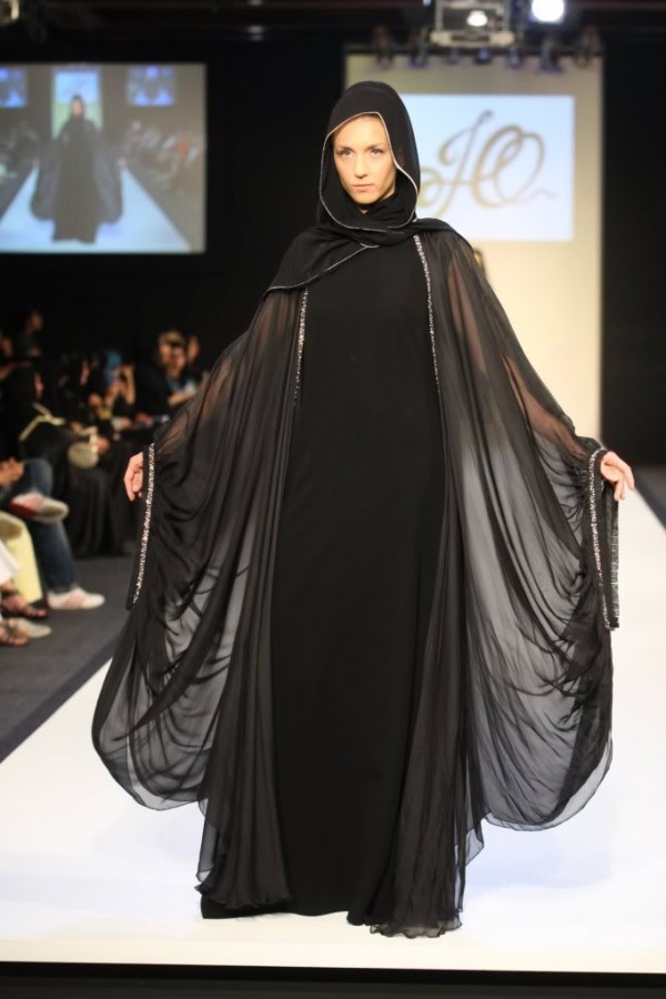 Model Abaya yang Modis Tutorial Hijab