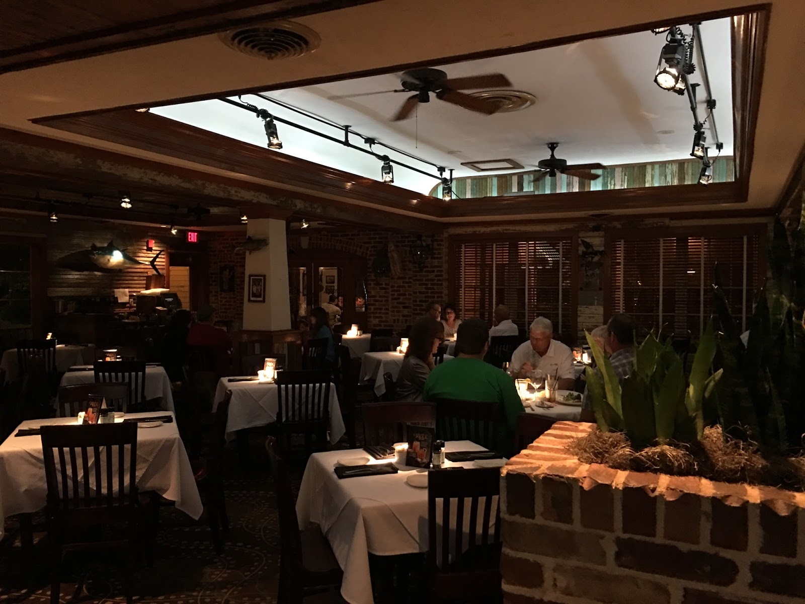 GREAT EATS HAWAII LANDRY'S SEAFOOD HOUSE BIRMINGHAM, ALABAMA