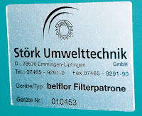 geräteaufkleber aus silberner folie