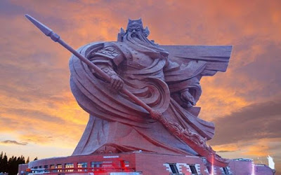 Megahnya Patung Colossal Guan Yu di Jingzhou