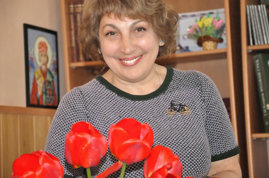 Бібліопазли: В клубе «Интеллектуального кино смотрели фильм «Влюбись в ...