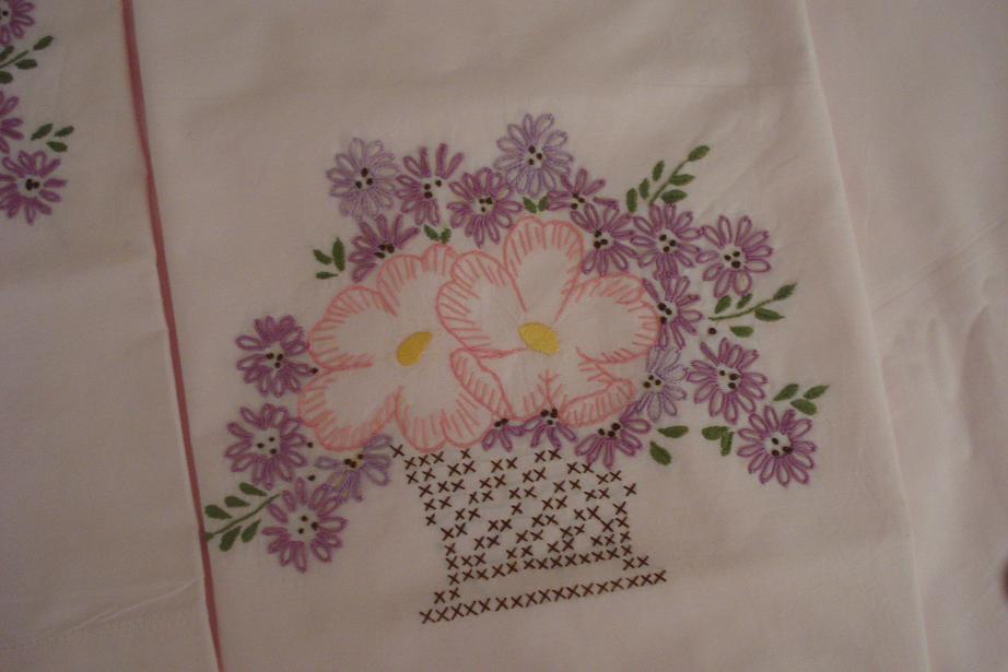 hand embroidery on pillow cases