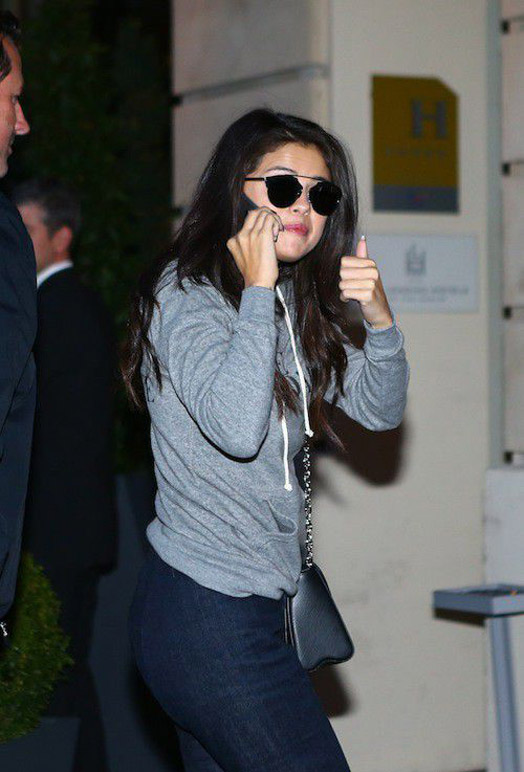 Selena Gomez found her french fans!