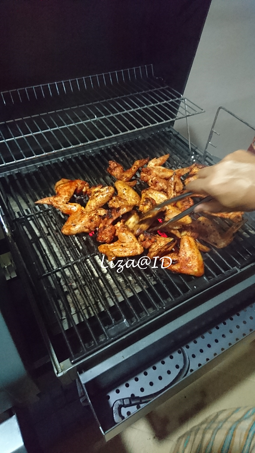 INTAI DAPUR: Kepak Ayam Madu Panggang ala Pasar Malam.
