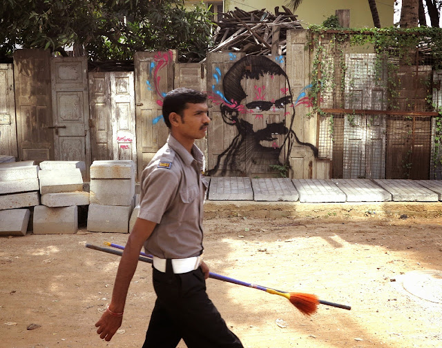 Several New Street Art Pieces By Colombian Artist Stinkfish On The Streets Of India, Cuba and Italy. 1