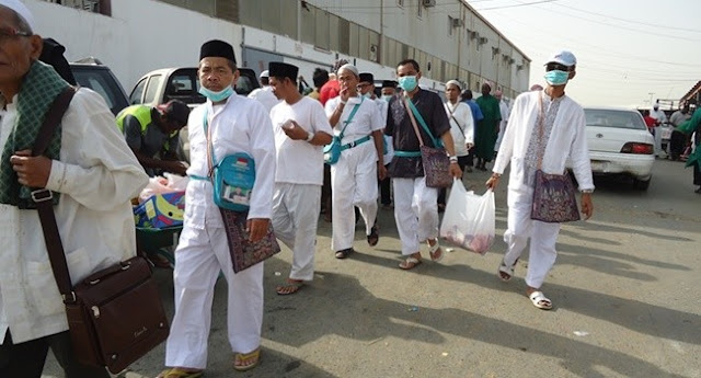 Mengharukan, Pria ini Sedekahkan Bekal Hajinya dan Balasan Allah Sungguh Luar Biasa Mengharukan, Pria ini Sedekahkan Bekal Hajinya dan Balasan Allah Sungguh Luar Biasa