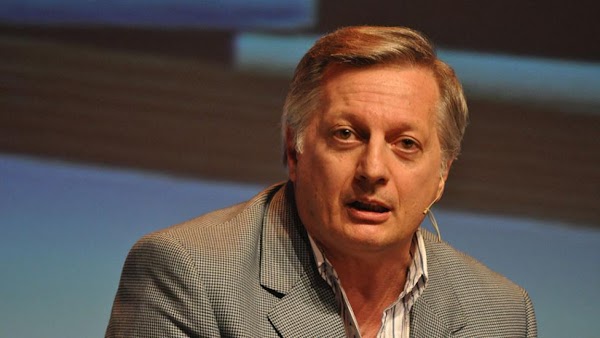 Aranguren defendió los tarifazos y aseguró que la energía no es un derecho humano Aranguren defendió los tarifazos y aseguró que la energía no es un derecho humano