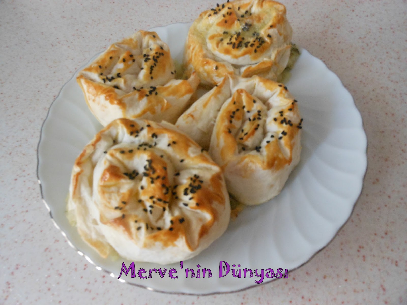 MERVE�NİN DÜNYASI BANYO BÖREĞİ