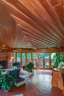 Sitting room | Photo courtesy of The Robin Seidon Team Sitting room | Photo courtesy of The Robin Seidon Team