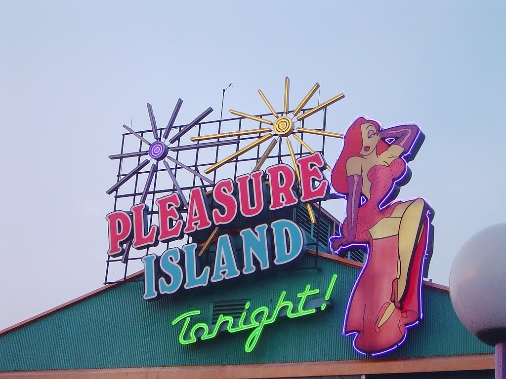 Park Photos - Pleasure Island and Downtown Disney Marketplace.