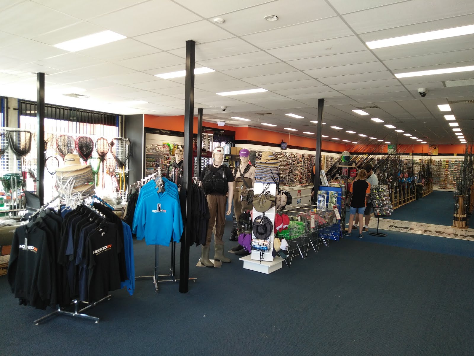 HOOKED ON BAIT & TACKLE HOPPERS CROSSING